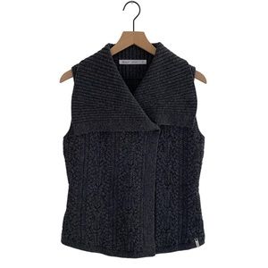 Woolrich Gray Cable Knit Sleeveless Cardigan Sweater